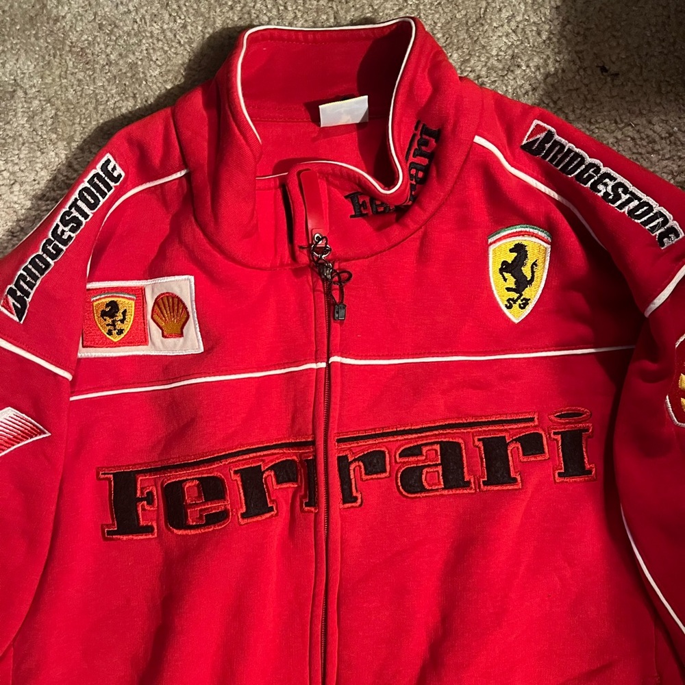 Men’s ferrari jacket. i don’t know the original price! size xxl